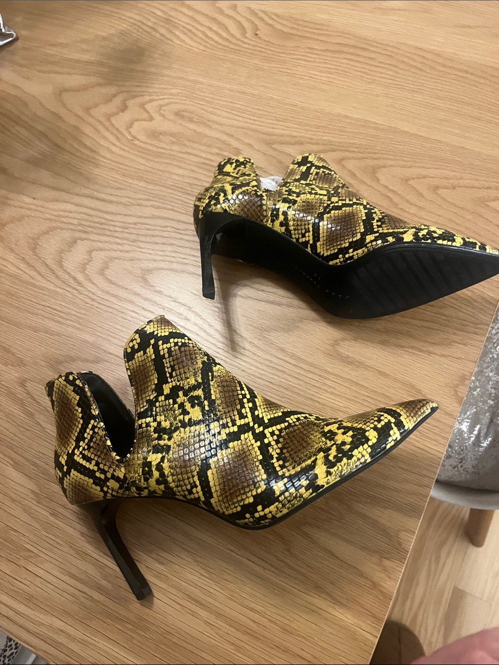 Zara Yellow and Black Snake-Print Pointed Stiletto Heels